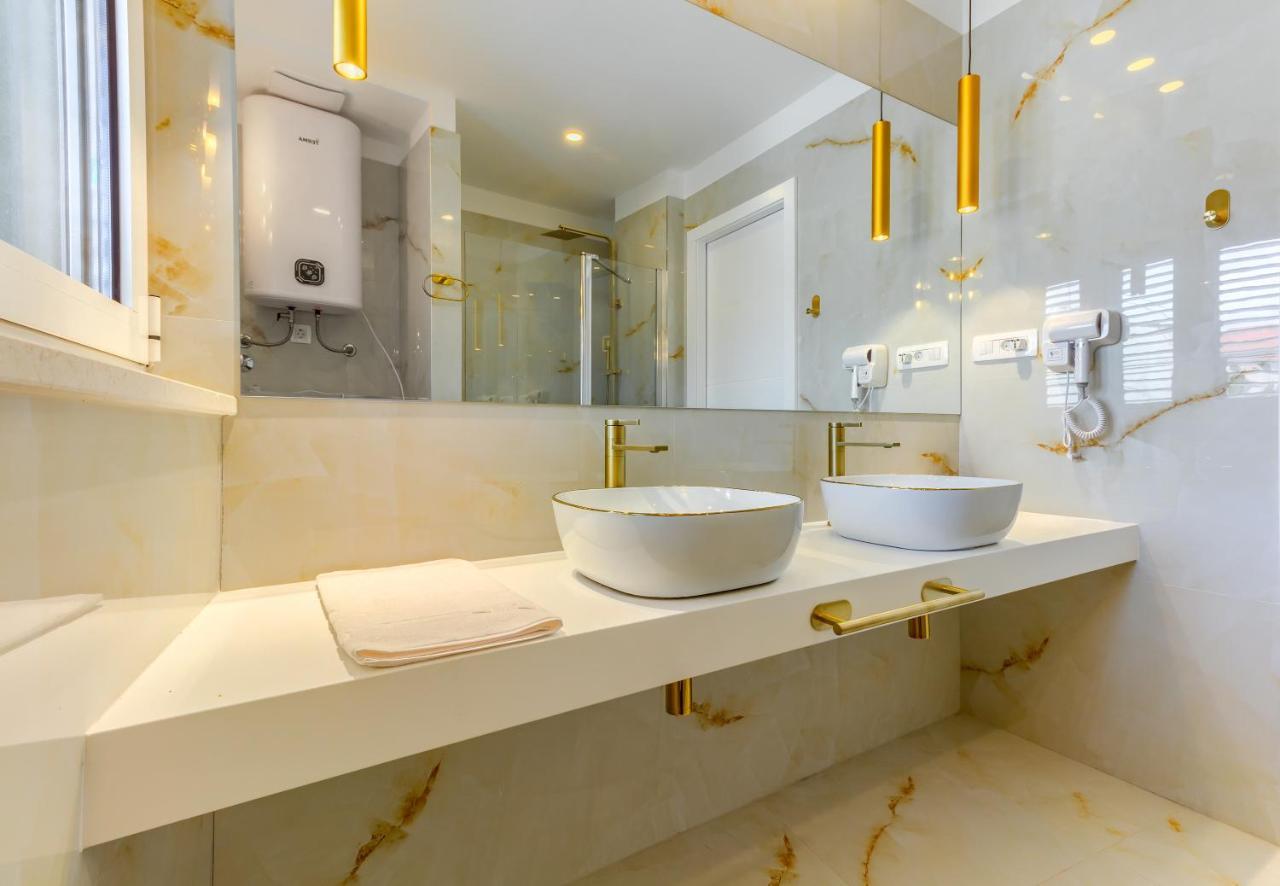 ספליט Irini Luxury Rooms מראה חיצוני תמונה