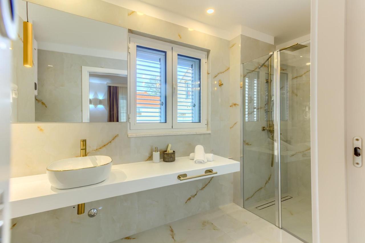 ספליט Irini Luxury Rooms מראה חיצוני תמונה